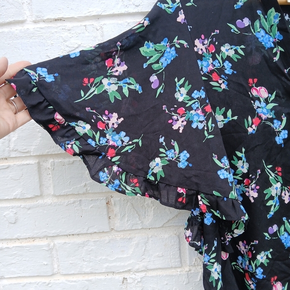 Anthropologie Maeve Aveiro Flutter Sleeve Floral Blouse - Picture 5 of 9